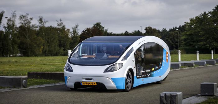 Stella Vita, un concept inédit de véhicule solaire