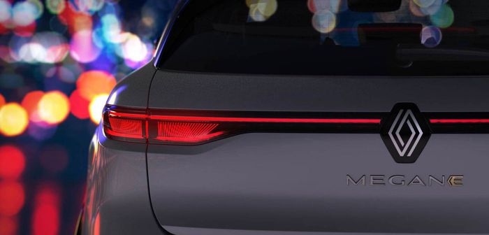 La prochaine Renault Mégane-e se dévoile légèrement