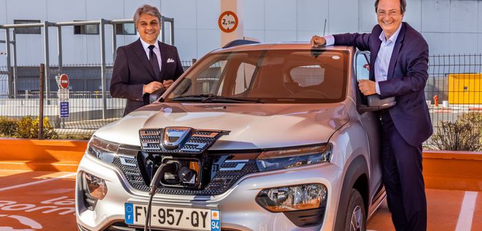 La Dacia Spring débarque dans les centres de location E.Leclerc