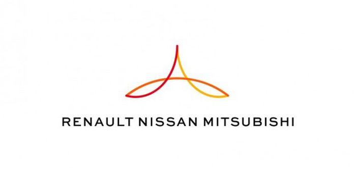 Deux modèles Renault au sein de la gamme Mitsubishi