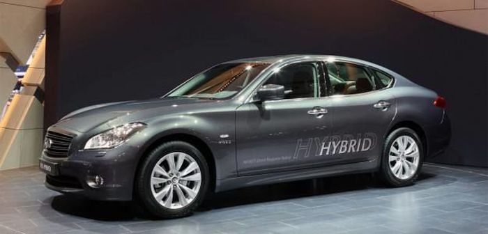 Infiniti M35 Hybride